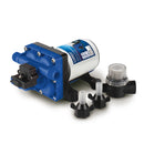 4-Kammer-Druckwasserpumpe 12 V - 3,5 A (max. 7,5 A), 55PSI 3.8 bar – Für Wasser, dass wie Zuhause aus dem Wasserhahn strömt.